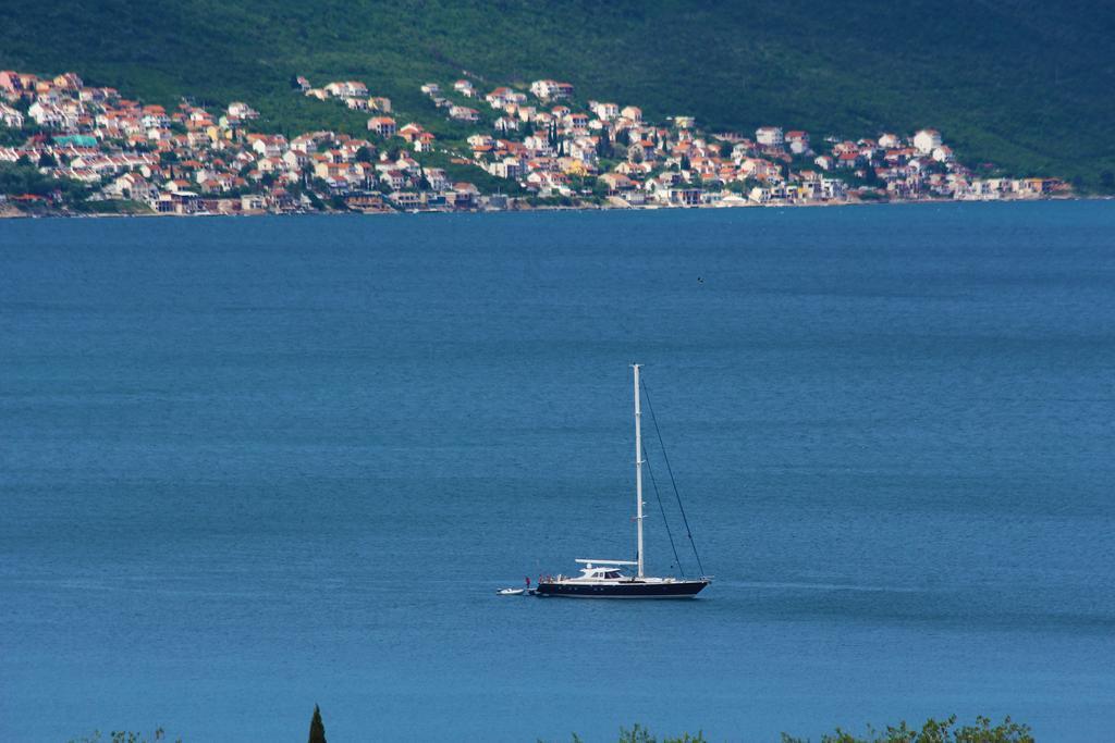 Apartments Siesta Tivat Exteriér fotografie