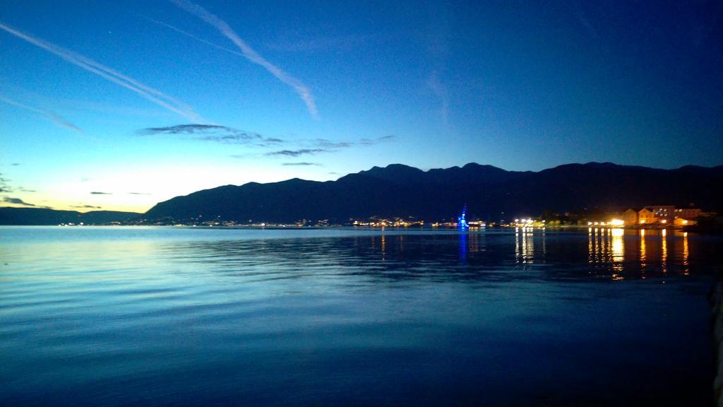 Apartments Siesta Tivat Exteriér fotografie